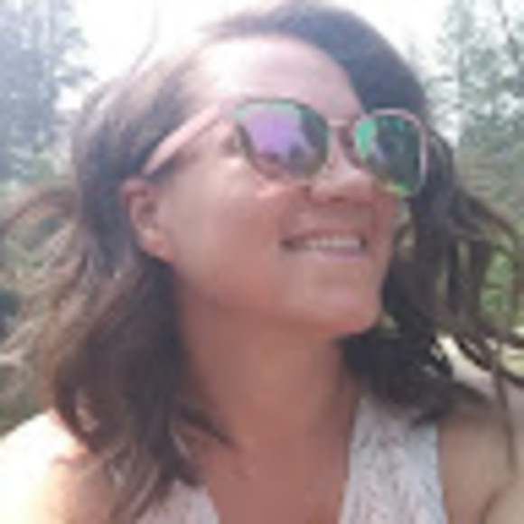 Meet your Posher, Janna - Picture 1 of 1